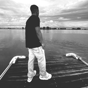 Meet your Posher, Jonathan